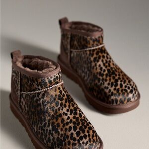 UGG The Classic Ultra Mini Caspian